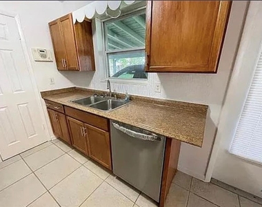 21499 Glendale Avenue - Photo Thumbnail 1