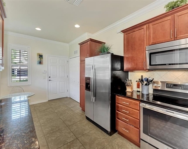 19191 Lappacio Street - Photo Thumbnail 13