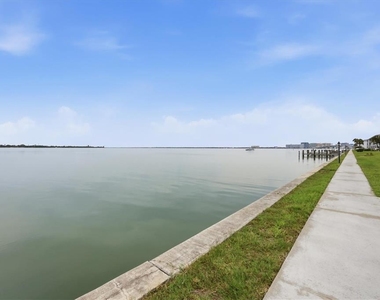 769 John Ringling Boulevard - Photo Thumbnail 30