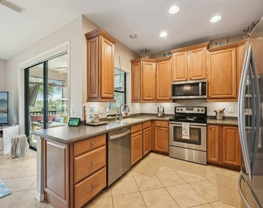 7202 Hamilton Road - Photo Thumbnail 15