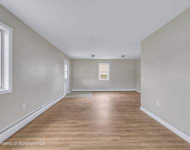108 E Market Street - Photo Thumbnail 4