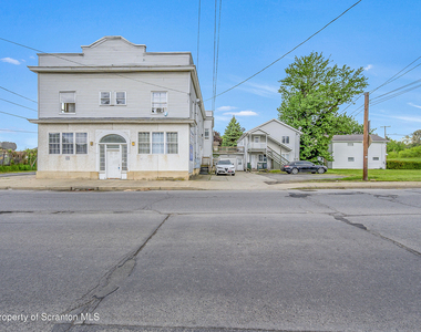 108 E Market Street - Photo Thumbnail 17
