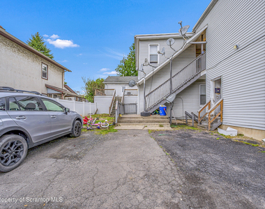 114 E Market Street - Photo Thumbnail 1