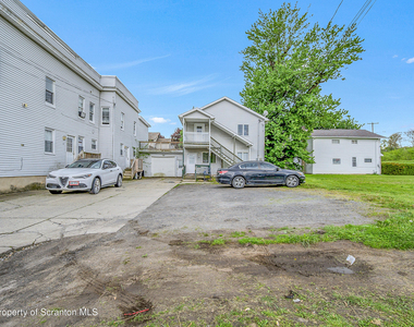 114 E Market Street - Photo Thumbnail 17