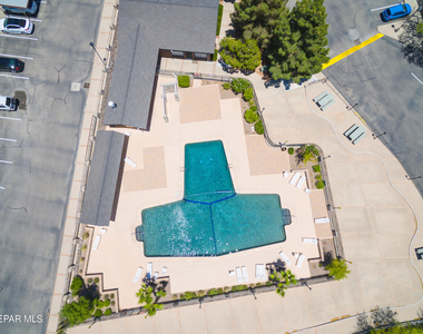 4800 N Stanton Street - Photo Thumbnail 25