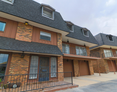 4800 N Stanton Street - Photo Thumbnail 28