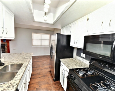 11051 Rockdale - Photo Thumbnail 19