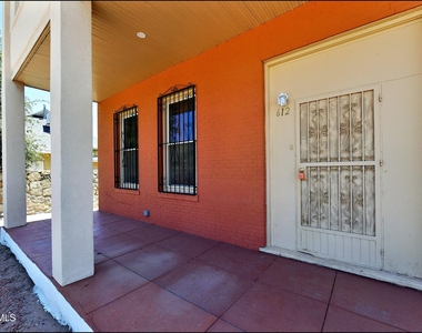 612 E Nevada Avenue - Photo Thumbnail 3