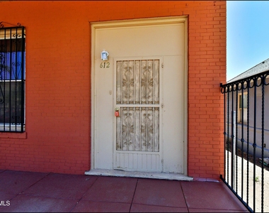 612 E Nevada Avenue - Photo Thumbnail 4