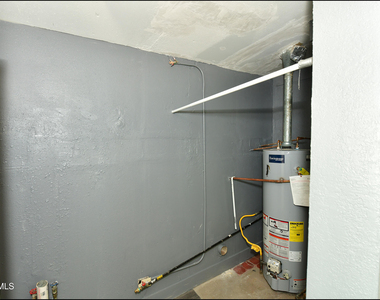 4425 La Luz Avenue - Photo Thumbnail 34