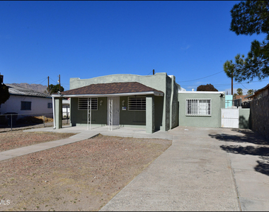 4425 La Luz Avenue - Photo Thumbnail 3