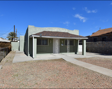 4425 La Luz Avenue - Photo Thumbnail 1