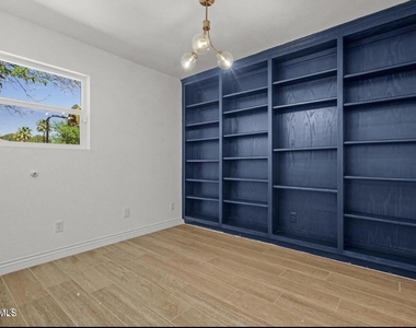 5233 White Oak Drive - Photo Thumbnail 30