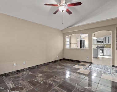 804 Desert Cactus Drive - Photo Thumbnail 3