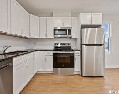 1355 Main Street - Photo Thumbnail 7