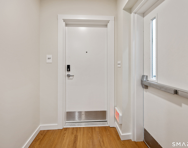1355 Main Street - Photo Thumbnail 14