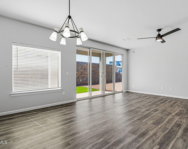 6070 Zinc Hill Street - Photo Thumbnail 7