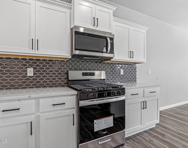 6070 Zinc Hill Street - Photo Thumbnail 4