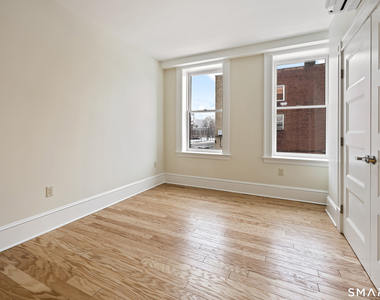 1355 Main Street - Photo Thumbnail 17