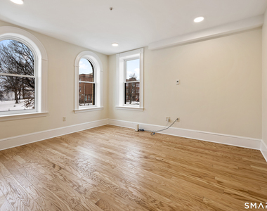 1355 Main Street - Photo Thumbnail 13