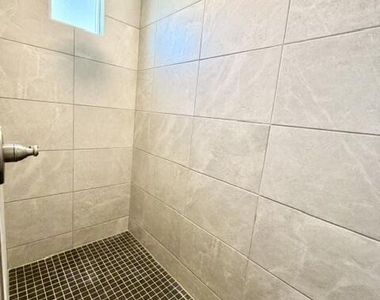 12836 Carefree Avenue - Photo Thumbnail 19