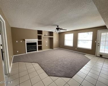 12500 Setting Sun Drive - Photo Thumbnail 9