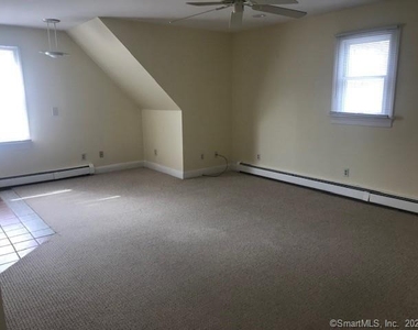 19 Greenfield Avenue - Photo Thumbnail 21
