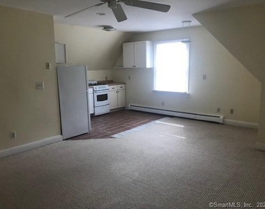 19 Greenfield Avenue - Photo Thumbnail 18