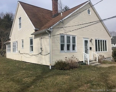 19 Greenfield Avenue - Photo Thumbnail 11