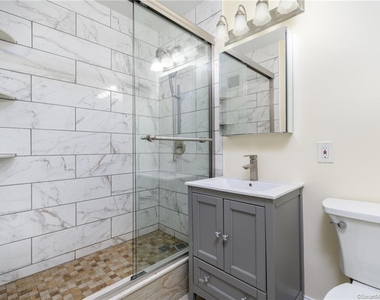 44 Strawberry Hill Avenue - Photo Thumbnail 20