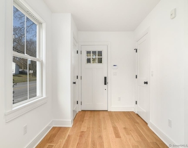 54 Main Street - Photo Thumbnail 11