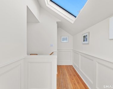 7 Old Mill Road - Photo Thumbnail 13
