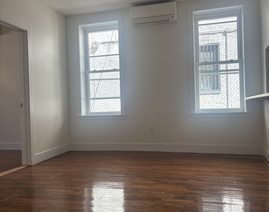 364 Legion Street - Photo Thumbnail 5