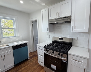 234 Savoy Street - Photo Thumbnail 2