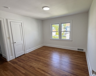 234 Savoy Street - Photo Thumbnail 7