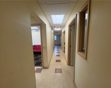 971 Pittsburgh St - Photo Thumbnail 2