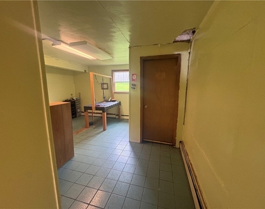 971 Pittsburgh St - Photo Thumbnail 11