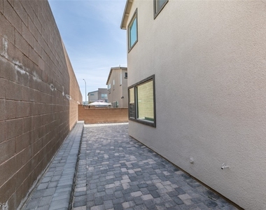 520 Founders Creek Avenue - Photo Thumbnail 40