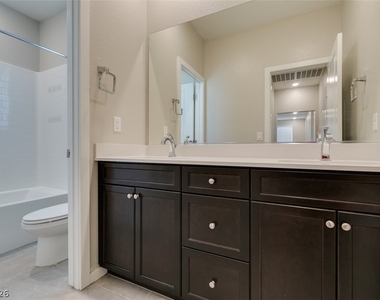 520 Founders Creek Avenue - Photo Thumbnail 30