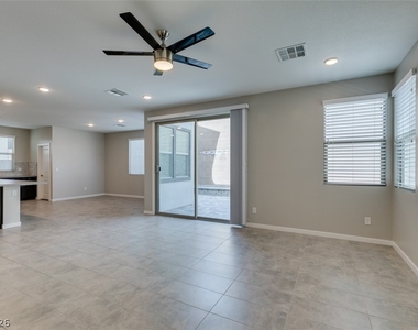 520 Founders Creek Avenue - Photo Thumbnail 8