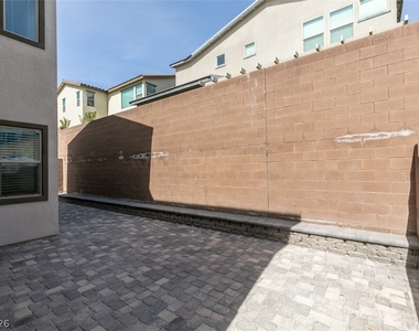 520 Founders Creek Avenue - Photo Thumbnail 37
