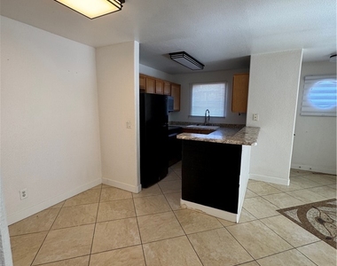 2985 Juniper Hills Boulevard - Photo Thumbnail 2