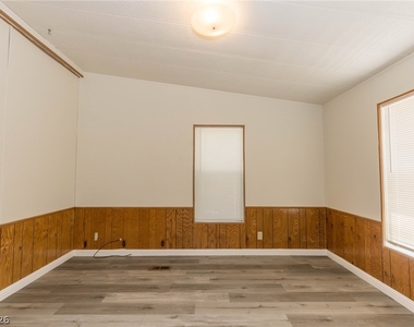 1130 E Mesquite Avenue - Photo Thumbnail 11