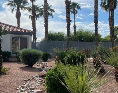 3318 N Decatur Boulevard - Photo Thumbnail 21