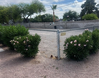 3318 N Decatur Boulevard - Photo Thumbnail 19