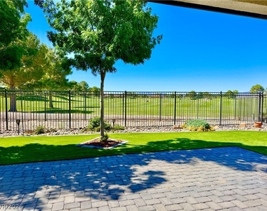 5025 E Beacon Ridge Drive - Photo Thumbnail 2