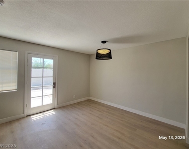 5409 Gipsy Avenue - Photo Thumbnail 6