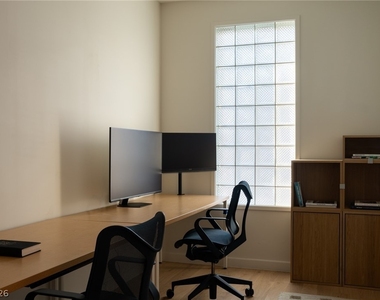 208 Desert View Street - Photo Thumbnail 15