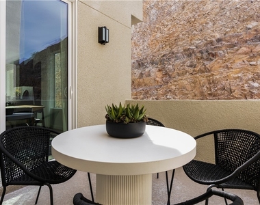11099 Socrates Ridge Street - Photo Thumbnail 9