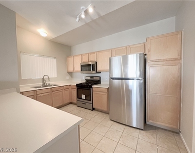 8725 W Flamingo Road - Photo Thumbnail 3